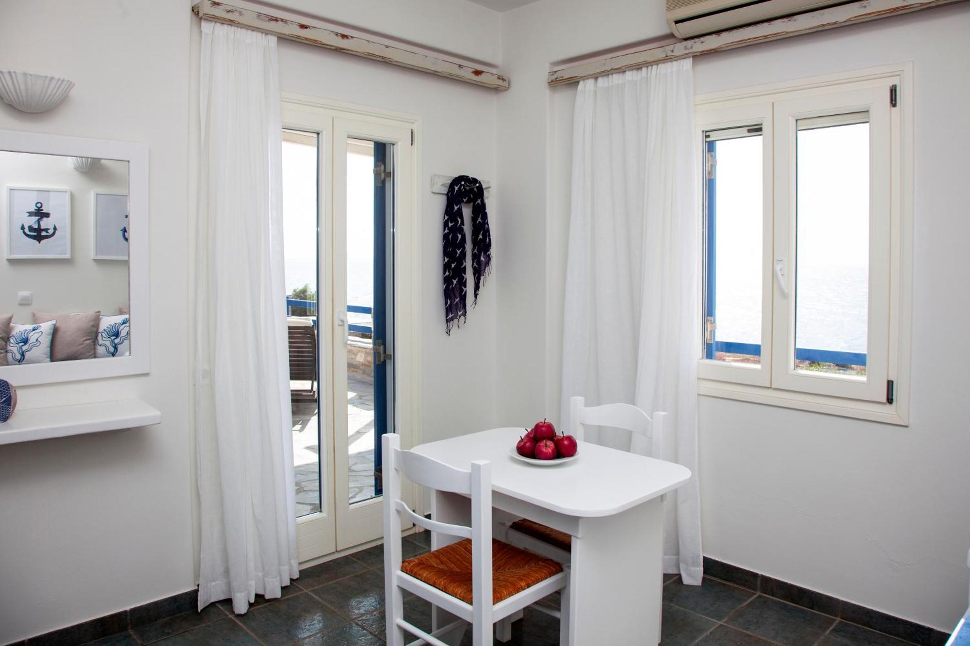 Aura Studios Logaras Habitación foto